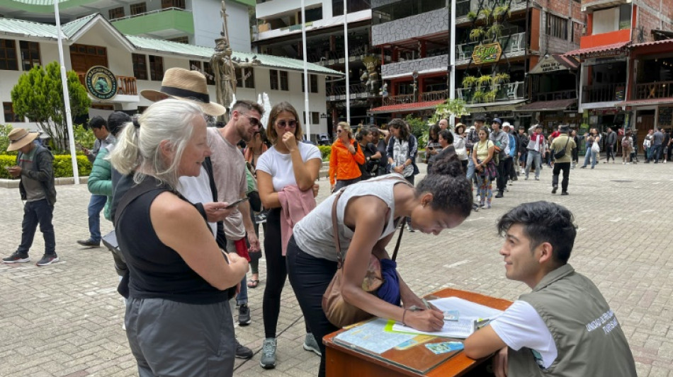 Pérou: fermeture du Machu Picchu, tension à Lima