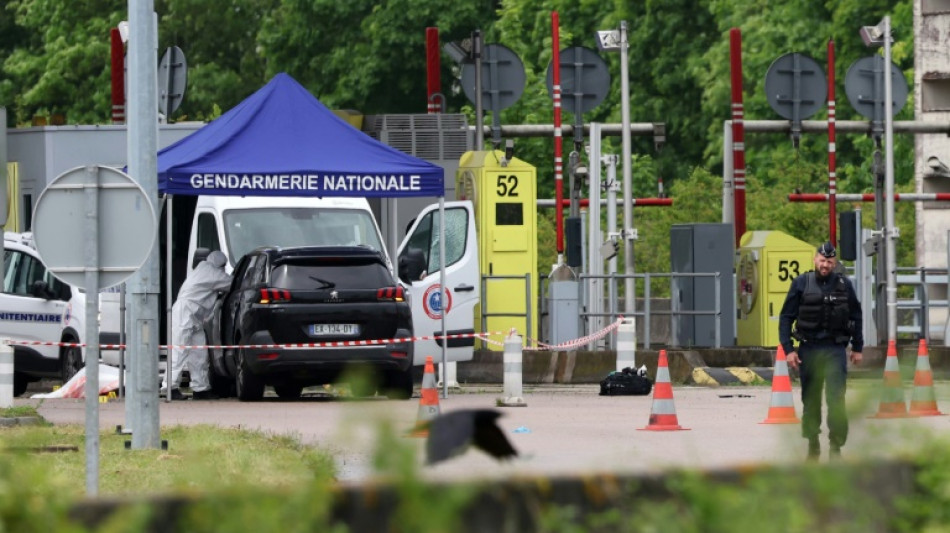 Attaque d'Incarville: Macron rendra un hommage national mercredi aux deux surveillants pénitentiaires tués