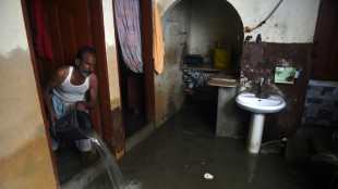 Pakistan: les habitants de Karachi accablés par les pluies de mousson