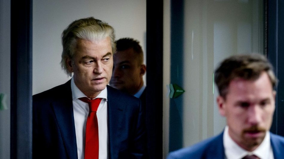 Pays-Bas: Wilders dans l'attente d'un rapport sur ses options pour former un gouvernement