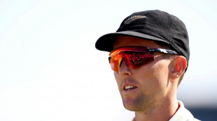 New Zealand sweat over Boult, Nicholls for England Test opener