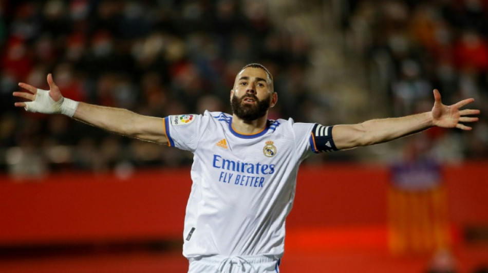 Injured Benzema to miss Clasico and France friendlies