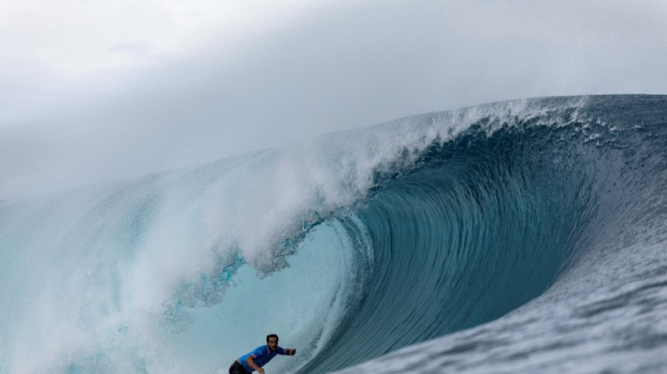 Weather forces postponement of Olympic surfing