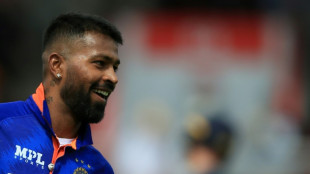 Hardik Pandya takes four wickets as India dismiss England for 259 in 3rd ODI