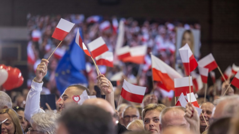 Les Polonais votent aux élections "les plus importantes" depuis le communisme