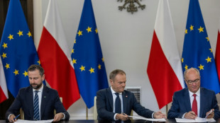 Pologne: les forces pro-européennes marquent leur première victoire au Parlement