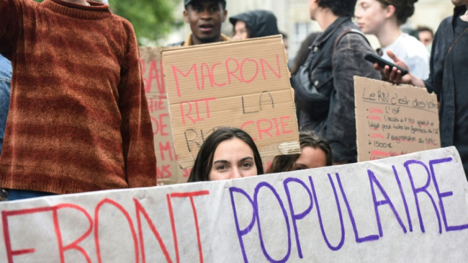 Oposição de esquerda se reunirá em uma 'Frente Popular' na França