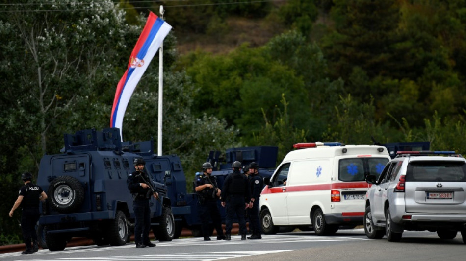 Kosovo : un policier tué, des hommes armés retranchés dans un monastère