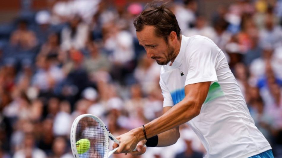 Medvedev into US Open quarter-finals with Sinner on horizon