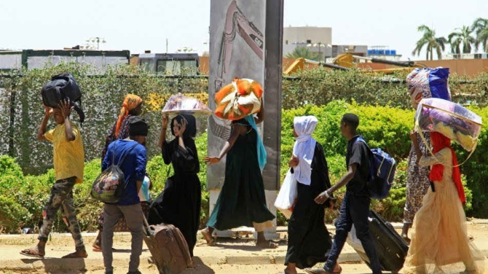 Sixième jour de combats à Khartoum, les appels à la trêve ignorés