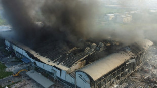 Seis muertos en el incendio de una fábrica de pelotas de golf en Taiwán