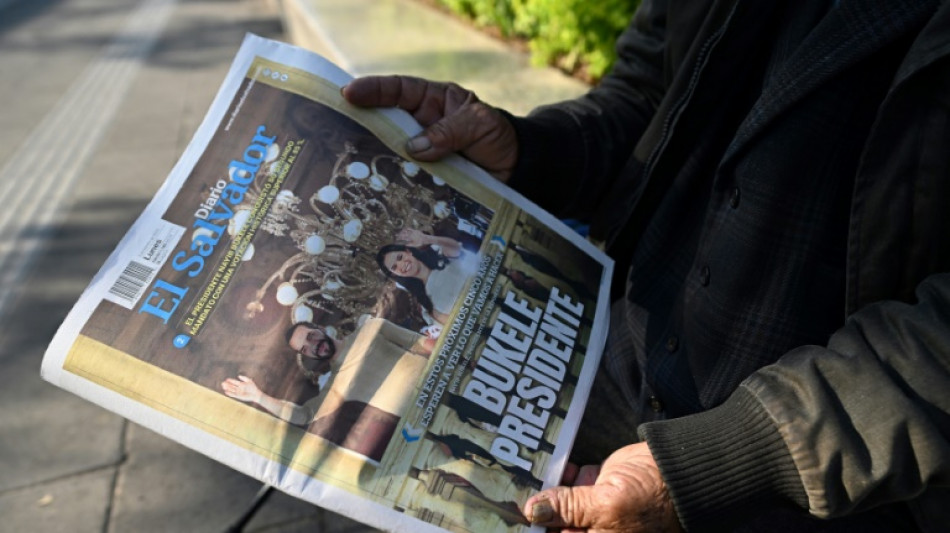 Salvador: Bukele officiellement réélu, les chefs de gang présumés restent en prison