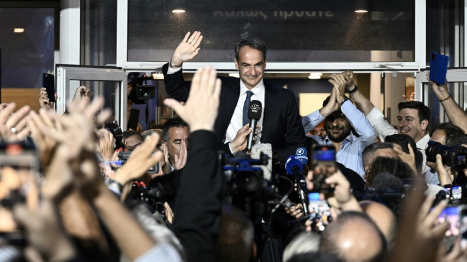 Grèce : fort de sa victoire, Mitsotakis appelle à de nouvelles élections