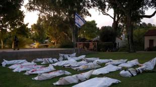 Dans le kibboutz Beeri, maisons ensanglantées et pile de cadavres