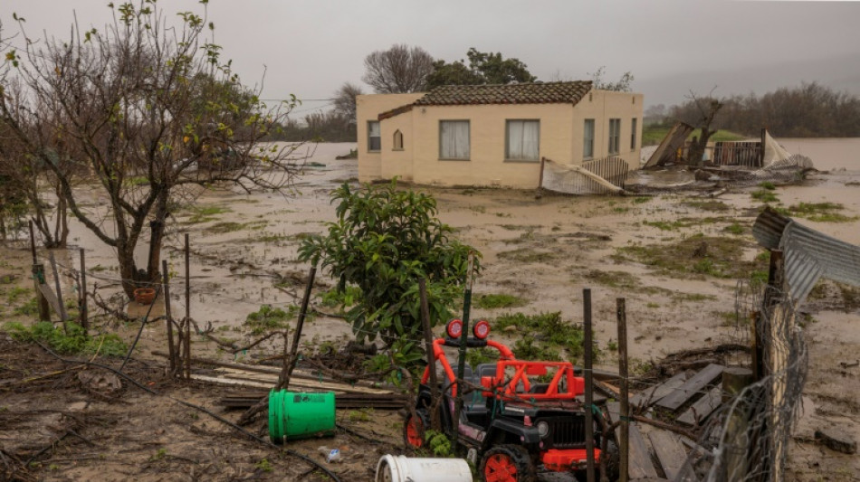 Nuevas inundaciones en California, golpeada por intensas lluvias