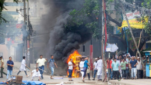 Bangladesh decreta toque de recolher e mobiliza militares em meio a onda de protestos