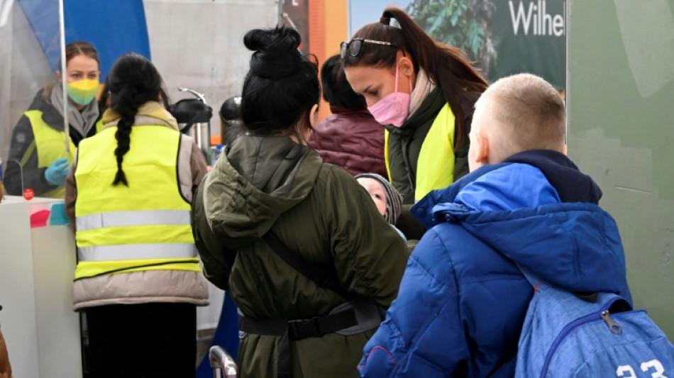 Bund will Länder und Kommunen bei Flüchtlingskosten nicht "alleine lassen"