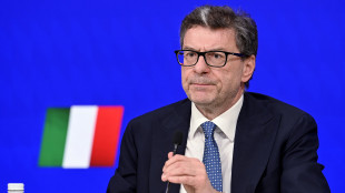 Giorgetti, 'lavoriamo per la stabilità del debito'