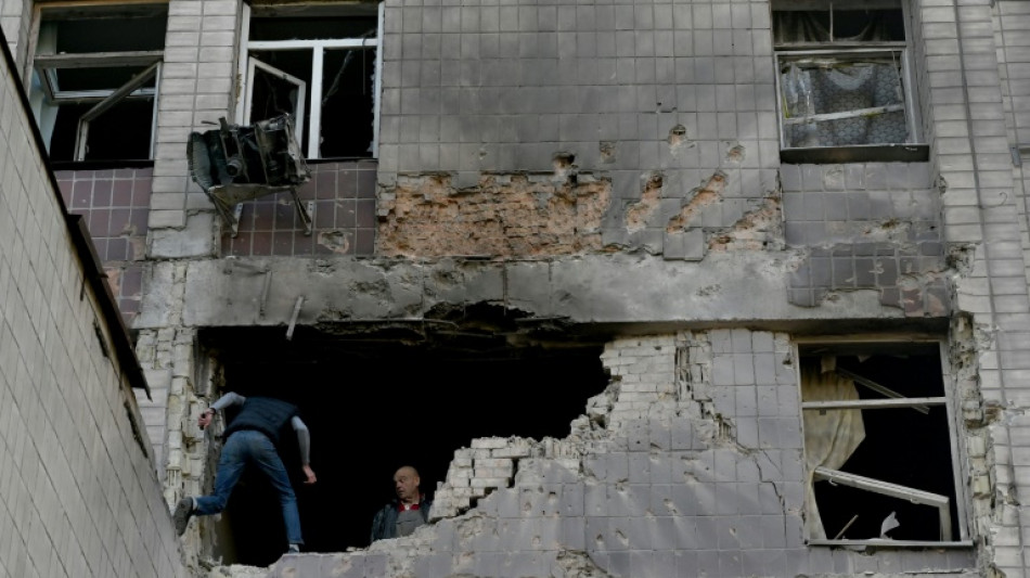 Kyiv repels air strikes, day after huge Russian bombardment