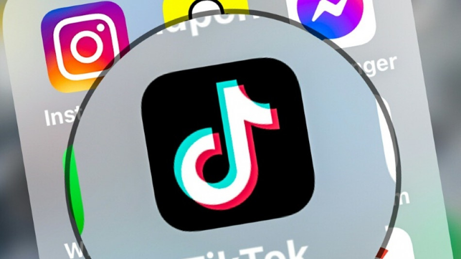 White House open to tighter curbs on TikTok