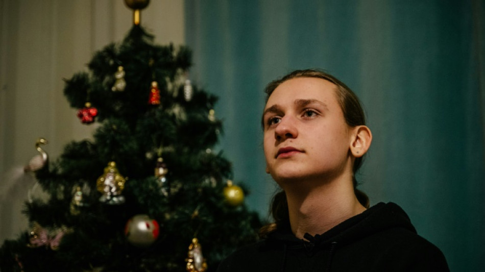 For young Ukrainians, life goes on despite the pain