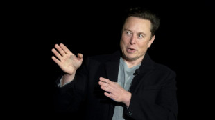 Musk dit qu'il va rétablir les comptes Twitter suspendus de journalistes