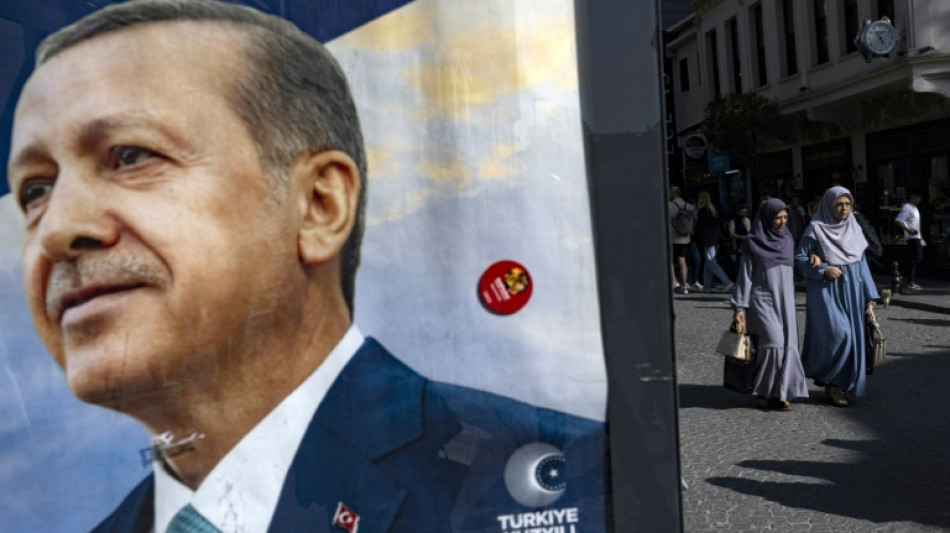 Turkey's bitter election battle nears decision day