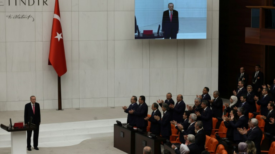 Erdogan sworn in for third term as Turkish president, vows unity 