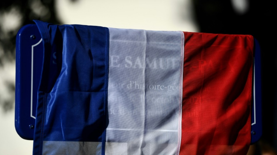 Attaque à Arras: journée d'hommages, minute de silence