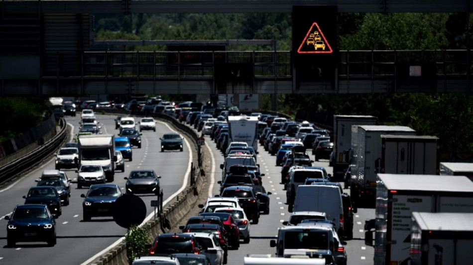 Route: plus de 520 kms de bouchons, difficultés sur l'A7 comme attendu