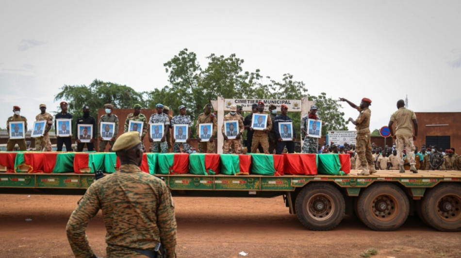 Nouvelle attaque sanglante au Burkina: au moins 51 soldats tués