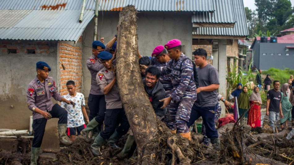 Las inundaciones en Indonesia dejan 57 muertos y 22 desaparecidos, según un nuevo balance