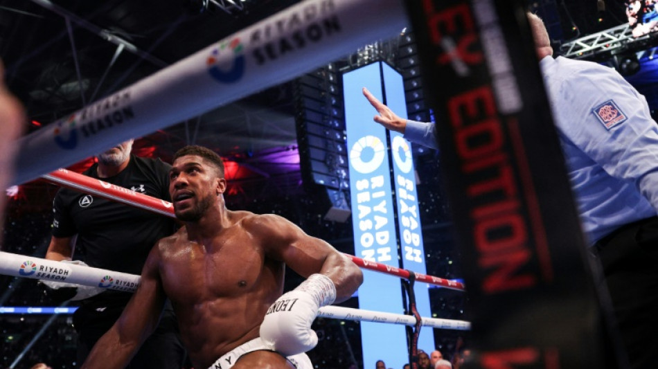 'Warrior' Joshua vows to fight on despite Dubois mauling