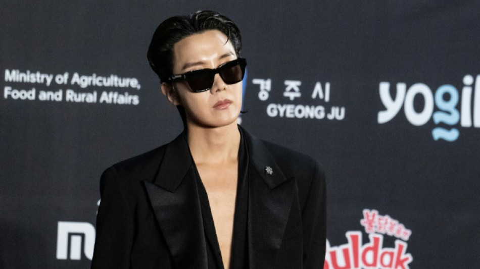 Corée du Sud: J-Hope devient le deuxième membre de BTS à rejoindre l'armée