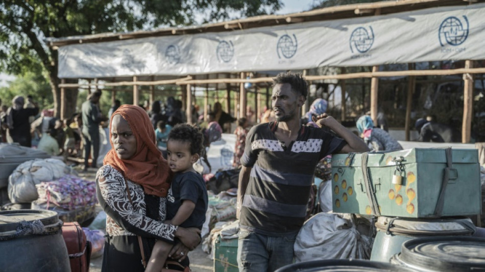 Explosions à Khartoum, blocage persistant sur l'ouverture de couloirs humanitaires