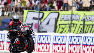 MotoGP: A.Espargarò vince la Sprint in Catalogna, Bagnaia cade