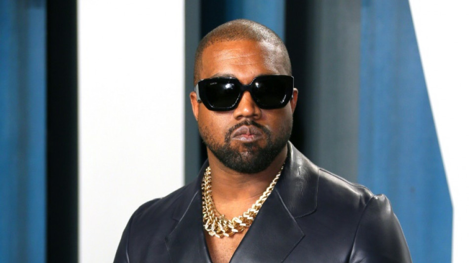 Kanye West affiche son admiration pour Hitler et fait fuir le réseau social Parler