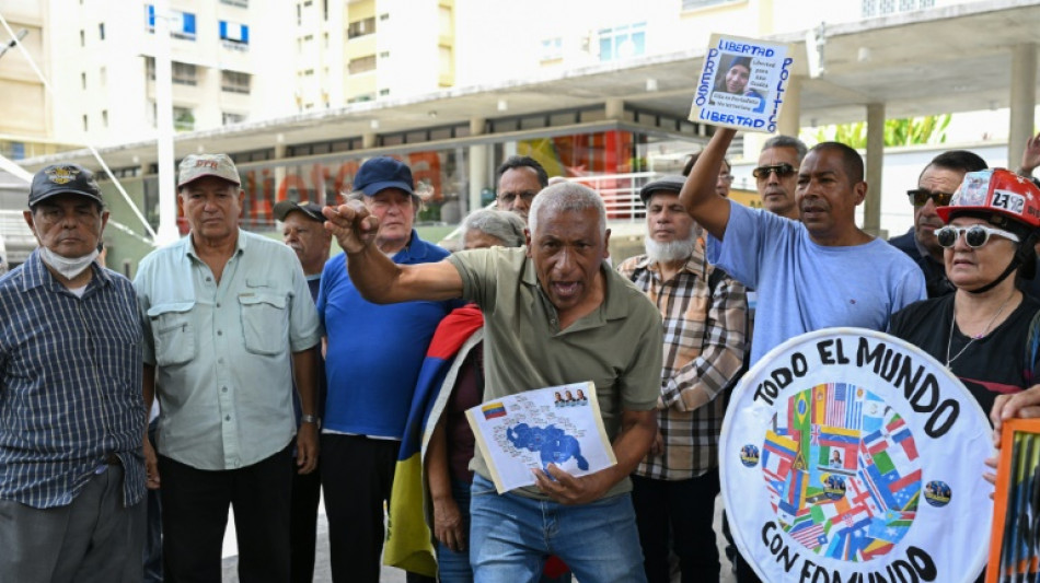 Oposição protesta dois meses após reeleição de Maduro na Venezuela