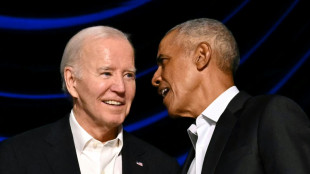 Democratas celebram legado de Biden, e republicanos exigem sua renúncia