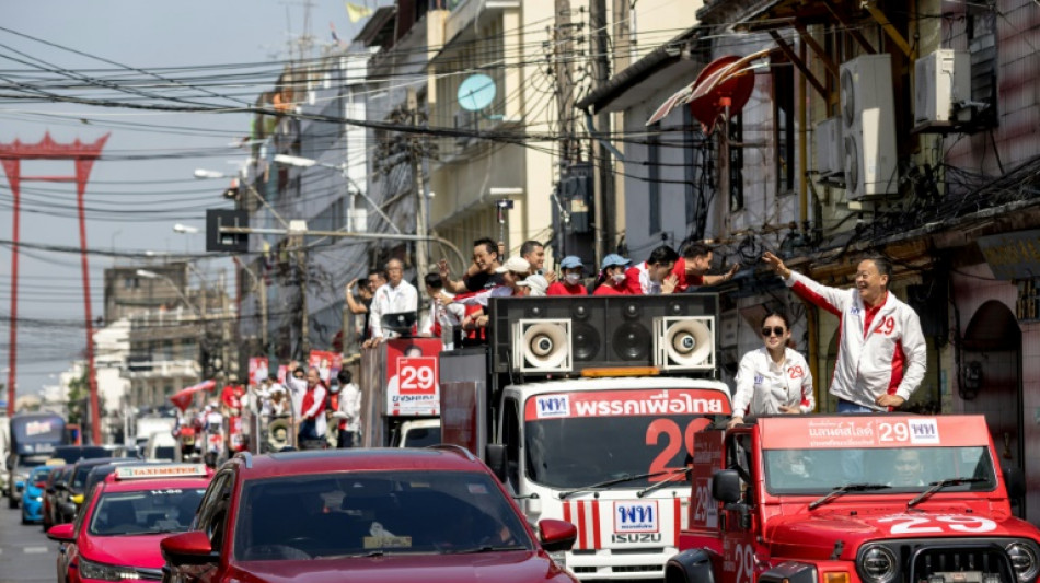 Elections en Thaïlande: dernier jour de campagne pour les partis, à l'assaut des indécis