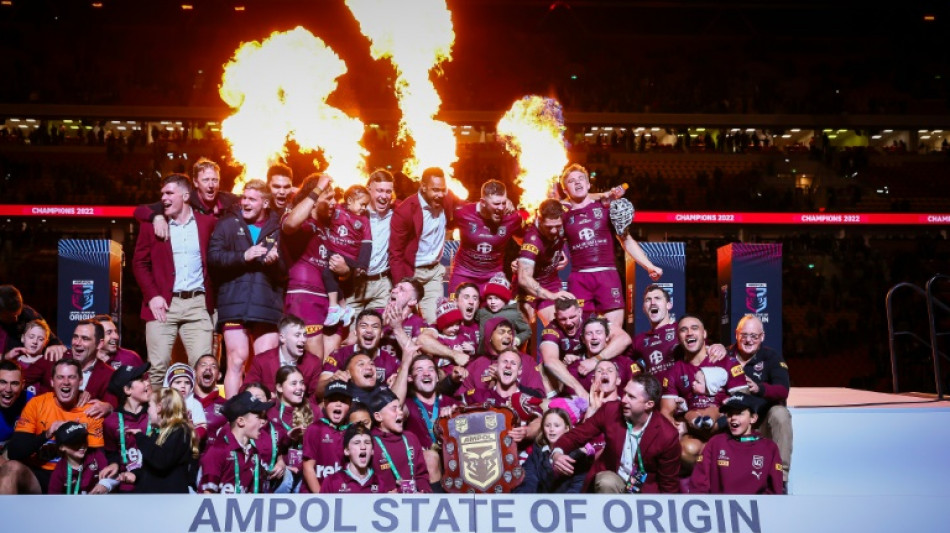 Underdogs Queensland stun NSW 22-12 to win Origin thriller