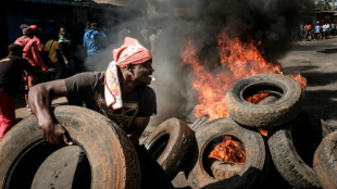 Sporadic clashes as Kenya opposition stages third day of protests