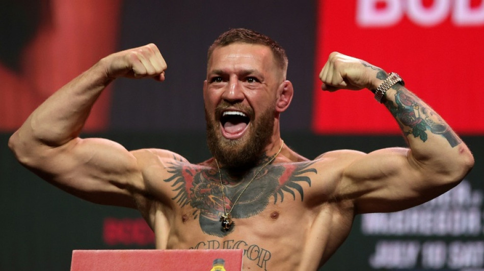 McGregor says broken toe forced him out of comeback fight