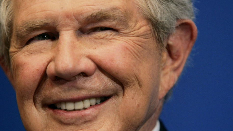 Pat Robertson, televangelist pioneer of US religious right, dies