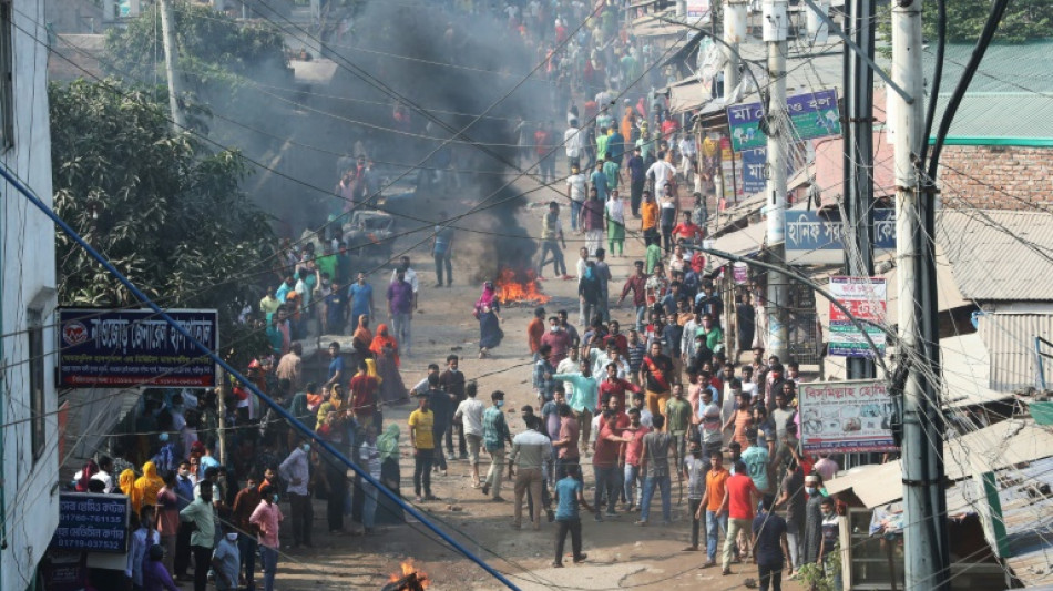 Bangladesh: affrontements entre police et manifestants du secteur du textile 