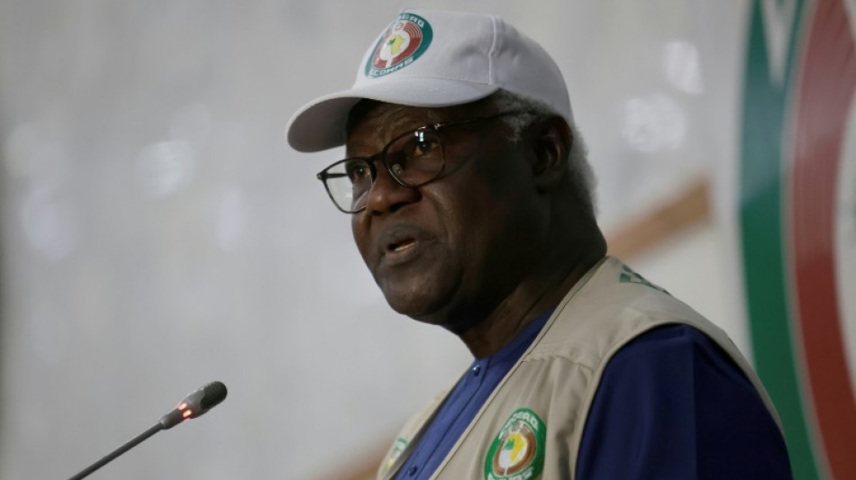 Sierra Leone: l'ex-président Koroma inculpé pour son rôle présumé dans une "tentative de coup d'Etat"