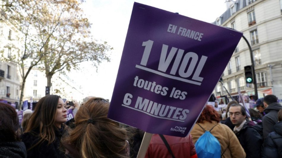 Manifs violences contre les femmes: on "ne veut plus compter les mortes"