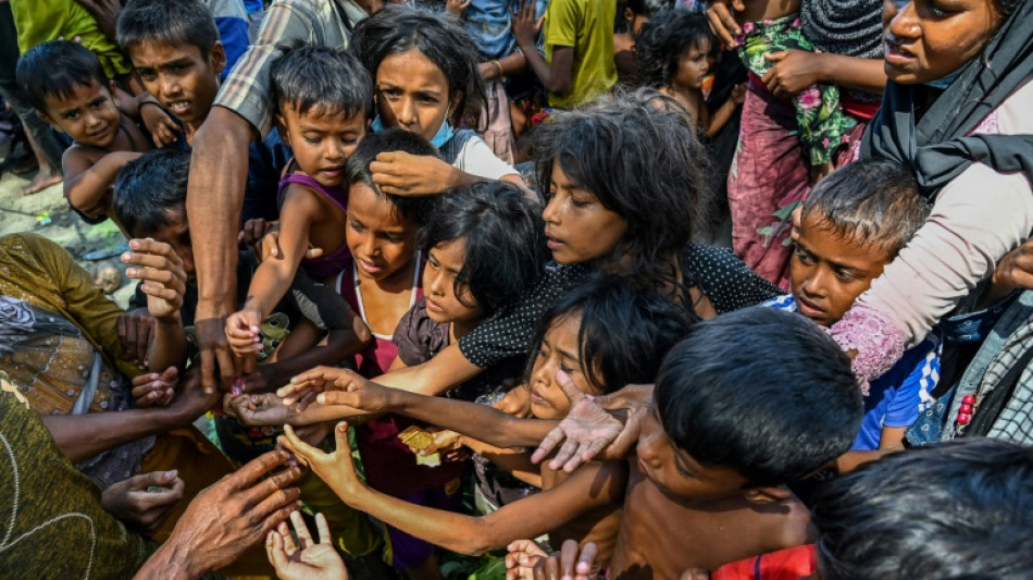 En Indonésie, plus de 300 Rohingyas ont débarqué sur les côtes