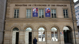 Le déficit s'envolerait à 5,6% en 2023, l'opposition dénonce une "gestion calamiteuse"