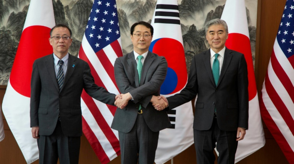 S.Korea, US, Japan urge repatriation of N.Korean workers